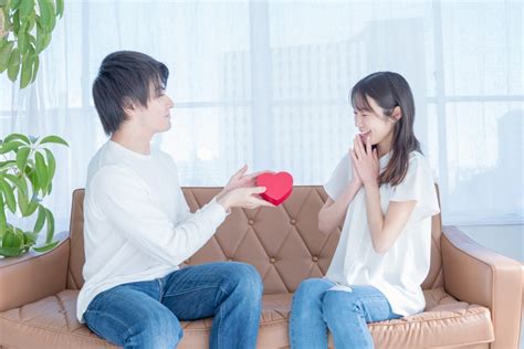 付き合う タイミング|付き合うタイミングって？告白の切り出し方とタイミングを逃し .